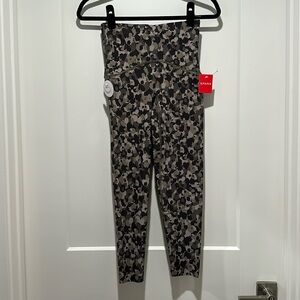 Spanx Booty Boost 7/8 Length Leggings (NWT)